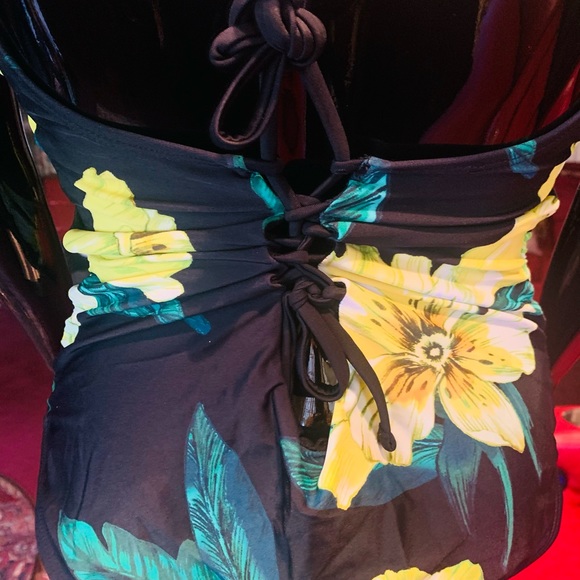 TINIBIKINI LOW CUT ONE PIECE SWIMSUIT - Picture 7 of 8